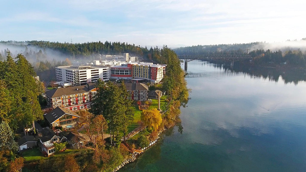 Nonie Creme | Clearwater Casino, Bainbridge Island, Washington