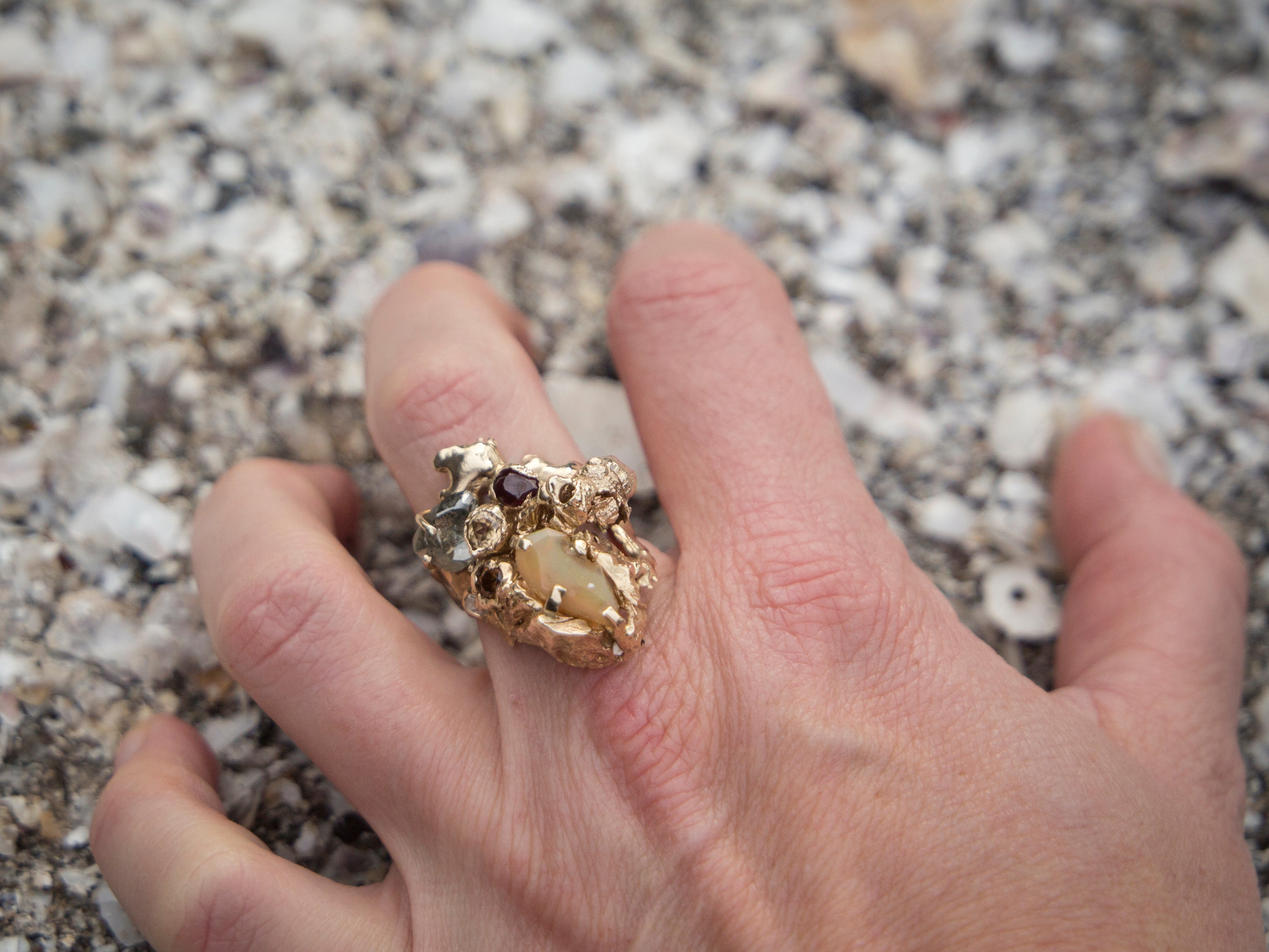 Add Memento Gemstones To Your Ring